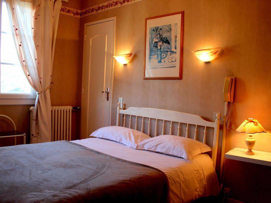 Logis Hotel Les Cimes Argeles-Gazost Exterior photo